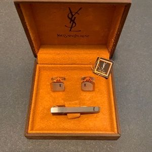 YVES SAINT LAURENT YSL Tieclip/Cufflink Set